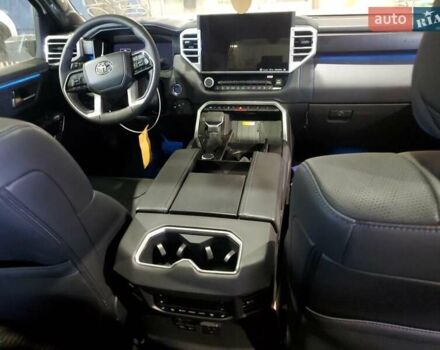 Белый Тойота Секвойя, объемом двигателя 0 л и пробегом 28 тыс. км за 90000 $, фото 7 на Automoto.ua