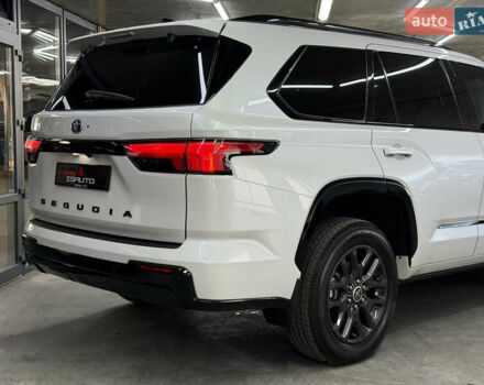Тойота Секвойя 2023 в Одессе на Automoto.ua Белый Тойота Секвойя, объемом двигателя 3.45 л и пробегом 16 тыс. км за 113000 $, фото 16 на Automoto.ua