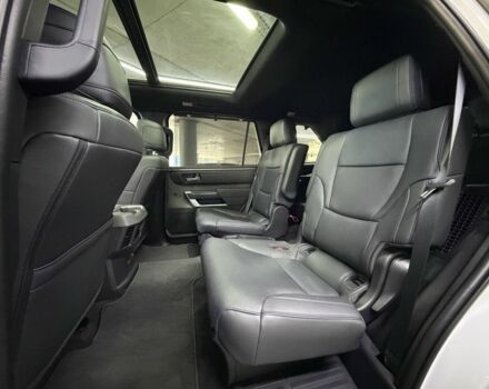 Белый Тойота Секвойя, объемом двигателя 3.5 л и пробегом 16 тыс. км за 113000 $, фото 17 на Automoto.ua