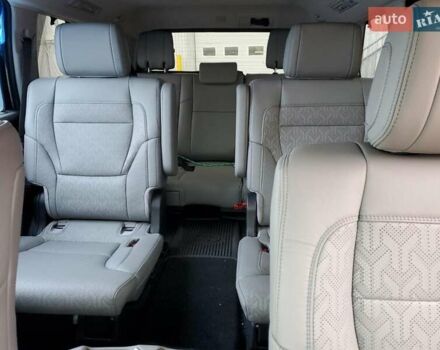Белый Тойота Секвойя, объемом двигателя 3.4 л и пробегом 5 тыс. км за 96000 $, фото 9 на Automoto.ua