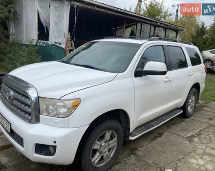 Білий Тойота Секвойя, об'ємом двигуна 5.7 л та пробігом 338 тис. км за 21000 $, фото 1 на Automoto.ua