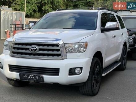 Тойота Секвойя 2014 у Києві на Automoto.ua Білий Тойота Секвойя, об'ємом двигуна 5.7 л та пробігом 280 тис. км за 38000 $, фото 1 на Automoto.ua