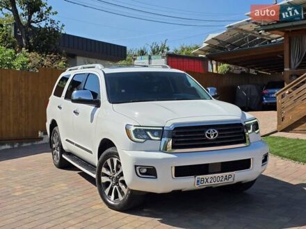 Тойота Секвойя 2019 в Хмельницком на Automoto.ua Белый Тойота Секвойя, объемом двигателя 5.66 л и пробегом 89 тыс. км за 50900 $, фото 1 на Automoto.ua