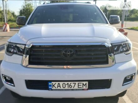 Тойота Секвойя 2019 у Києві на Automoto.ua Білий Тойота Секвойя, об'ємом двигуна 5.7 л та пробігом 76 тис. км за 49900 $, фото 1 на Automoto.ua