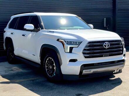 Тойота Секвойя 2023 в Ровно на Automoto.ua Белый Тойота Секвойя, объемом двигателя 3.4 л и пробегом 12 тыс. км за 30000 $, фото 1 на Automoto.ua