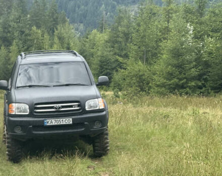 Черный Тойота Секвойя, объемом двигателя 4.7 л и пробегом 290 тыс. км за 15000 $, фото 10 на Automoto.ua