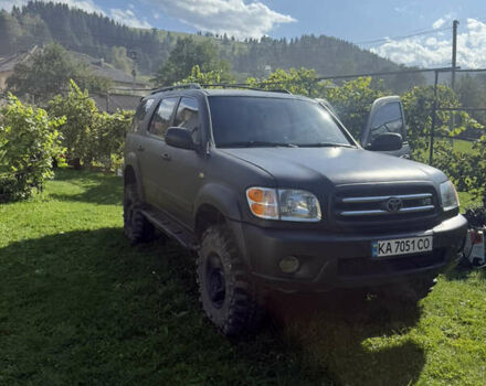 Черный Тойота Секвойя, объемом двигателя 4.7 л и пробегом 290 тыс. км за 15000 $, фото 6 на Automoto.ua