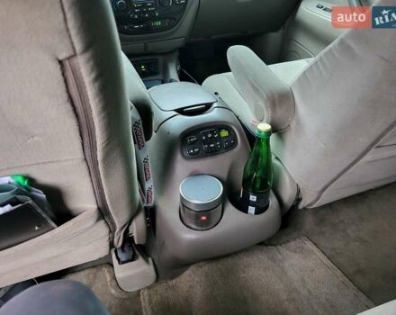 Черный Тойота Секвойя, объемом двигателя 4.7 л и пробегом 269 тыс. км за 15900 $, фото 7 на Automoto.ua