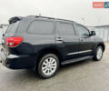 Черный Тойота Секвойя, объемом двигателя 5.66 л и пробегом 241 тыс. км за 23000 $, фото 6 на Automoto.ua