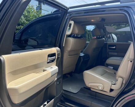 Черный Тойота Секвойя, объемом двигателя 5.7 л и пробегом 200 тыс. км за 22500 $, фото 11 на Automoto.ua