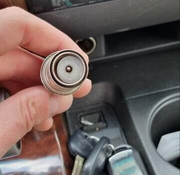 Черный Тойота Секвойя, объемом двигателя 5.7 л и пробегом 263 тыс. км за 22999 $, фото 35 на Automoto.ua