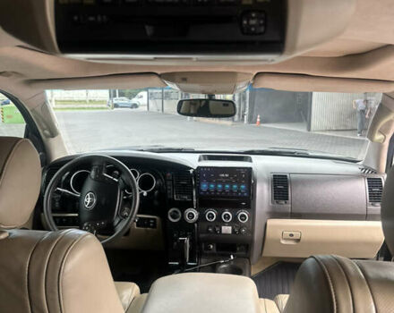 Черный Тойота Секвойя, объемом двигателя 5.7 л и пробегом 211 тыс. км за 22500 $, фото 32 на Automoto.ua