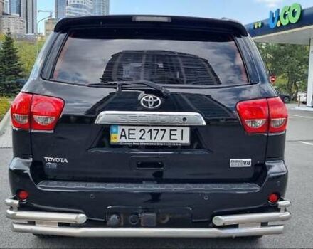 Черный Тойота Секвойя, объемом двигателя 5.7 л и пробегом 263 тыс. км за 22999 $, фото 4 на Automoto.ua