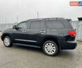 Черный Тойота Секвойя, объемом двигателя 5.66 л и пробегом 241 тыс. км за 23000 $, фото 4 на Automoto.ua