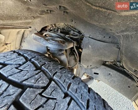 Чорний Тойота Секвойя, об'ємом двигуна 5.66 л та пробігом 310 тис. км за 21500 $, фото 16 на Automoto.ua