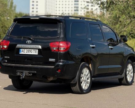 Черный Тойота Секвойя, объемом двигателя 5.7 л и пробегом 182 тыс. км за 17500 $, фото 10 на Automoto.ua