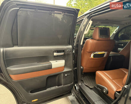 Черный Тойота Секвойя, объемом двигателя 5.66 л и пробегом 226 тыс. км за 24999 $, фото 15 на Automoto.ua