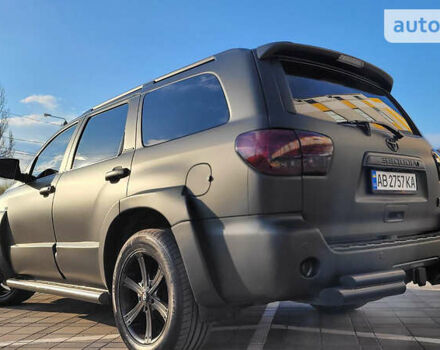 Черный Тойота Секвойя, объемом двигателя 5.6 л и пробегом 250 тыс. км за 32999 $, фото 51 на Automoto.ua