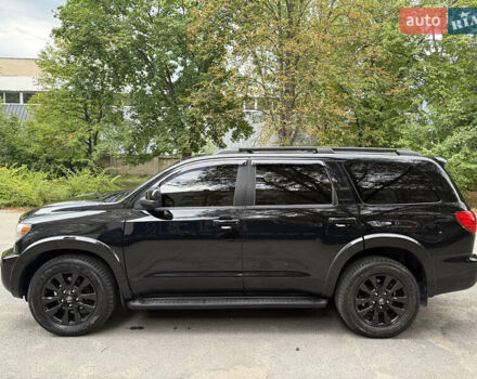 Черный Тойота Секвойя, объемом двигателя 5.66 л и пробегом 226 тыс. км за 24999 $, фото 11 на Automoto.ua