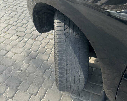 Черный Тойота Секвойя, объемом двигателя 5.7 л и пробегом 211 тыс. км за 22500 $, фото 16 на Automoto.ua