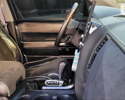 Черный Тойота Секвойя, объемом двигателя 5.6 л и пробегом 250 тыс. км за 32999 $, фото 77 на Automoto.ua