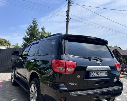 Черный Тойота Секвойя, объемом двигателя 5.7 л и пробегом 200 тыс. км за 22500 $, фото 5 на Automoto.ua