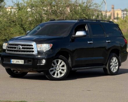 Черный Тойота Секвойя, объемом двигателя 5.7 л и пробегом 182 тыс. км за 17500 $, фото 1 на Automoto.ua