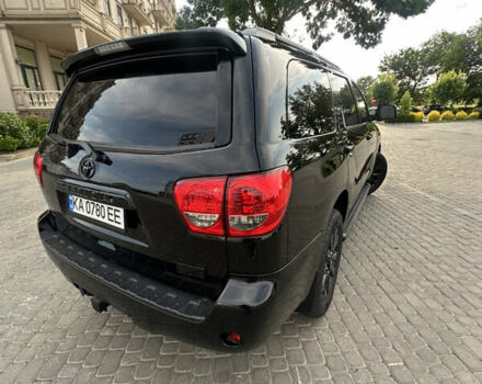 Черный Тойота Секвойя, объемом двигателя 5.7 л и пробегом 211 тыс. км за 22500 $, фото 18 на Automoto.ua