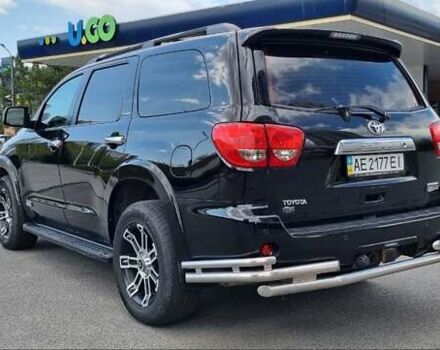 Черный Тойота Секвойя, объемом двигателя 5.7 л и пробегом 263 тыс. км за 22999 $, фото 3 на Automoto.ua