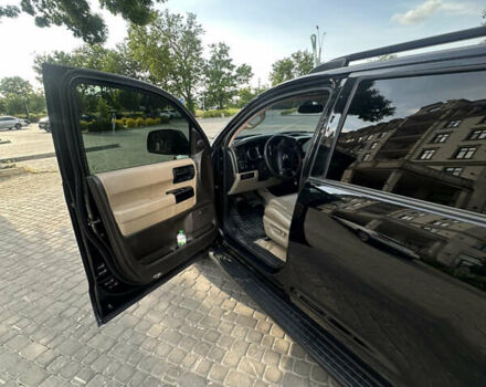 Черный Тойота Секвойя, объемом двигателя 5.7 л и пробегом 211 тыс. км за 22500 $, фото 15 на Automoto.ua