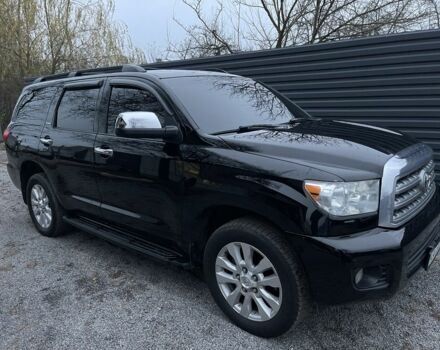 Черный Тойота Секвойя, объемом двигателя 5.7 л и пробегом 328 тыс. км за 23700 $, фото 3 на Automoto.ua