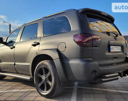 Черный Тойота Секвойя, объемом двигателя 5.6 л и пробегом 250 тыс. км за 32999 $, фото 49 на Automoto.ua