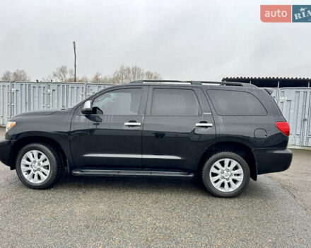 Черный Тойота Секвойя, объемом двигателя 5.66 л и пробегом 241 тыс. км за 23000 $, фото 15 на Automoto.ua