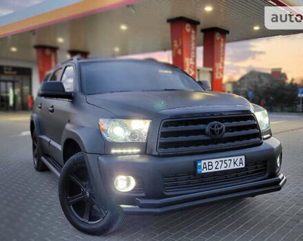 Черный Тойота Секвойя, объемом двигателя 5.6 л и пробегом 250 тыс. км за 32999 $, фото 17 на Automoto.ua