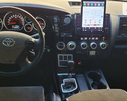 Черный Тойота Секвойя, объемом двигателя 5.6 л и пробегом 250 тыс. км за 32999 $, фото 73 на Automoto.ua