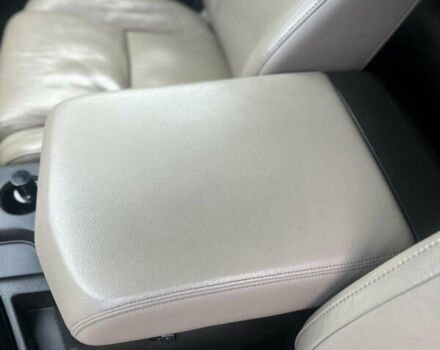 Черный Тойота Секвойя, объемом двигателя 5.7 л и пробегом 211 тыс. км за 22500 $, фото 37 на Automoto.ua