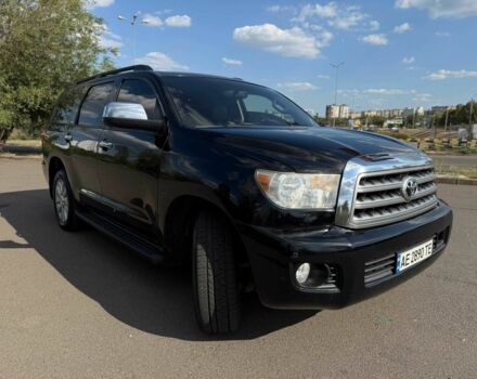 Черный Тойота Секвойя, объемом двигателя 5.7 л и пробегом 182 тыс. км за 17500 $, фото 8 на Automoto.ua