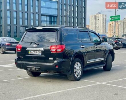Чорний Тойота Секвойя, об'ємом двигуна 5.66 л та пробігом 224 тис. км за 22500 $, фото 4 на Automoto.ua