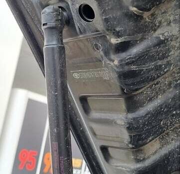 Черный Тойота Секвойя, объемом двигателя 5.7 л и пробегом 263 тыс. км за 22999 $, фото 23 на Automoto.ua