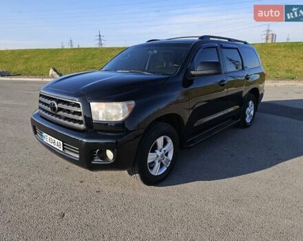 Чорний Тойота Секвойя, об'ємом двигуна 5.66 л та пробігом 310 тис. км за 21500 $, фото 7 на Automoto.ua
