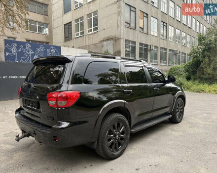 Черный Тойота Секвойя, объемом двигателя 5.66 л и пробегом 226 тыс. км за 24999 $, фото 7 на Automoto.ua