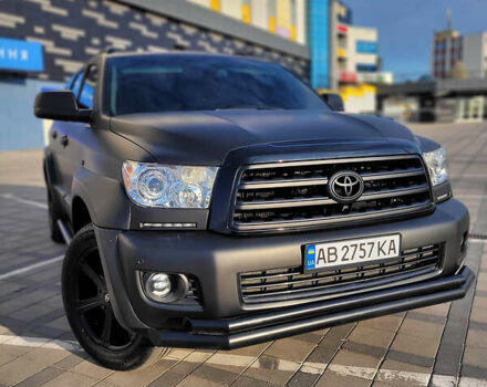 Черный Тойота Секвойя, объемом двигателя 5.6 л и пробегом 250 тыс. км за 32999 $, фото 47 на Automoto.ua