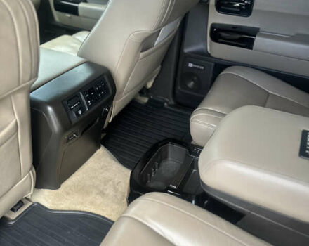 Черный Тойота Секвойя, объемом двигателя 5.7 л и пробегом 211 тыс. км за 22500 $, фото 40 на Automoto.ua