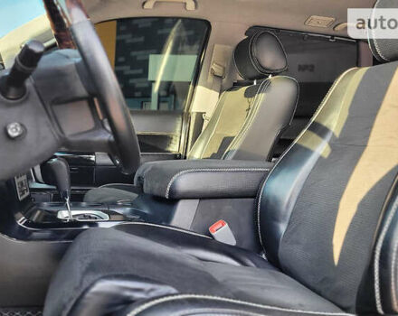 Черный Тойота Секвойя, объемом двигателя 5.6 л и пробегом 250 тыс. км за 32999 $, фото 55 на Automoto.ua