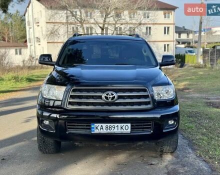 Черный Тойота Секвойя, объемом двигателя 4.6 л и пробегом 275 тыс. км за 21499 $, фото 1 на Automoto.ua
