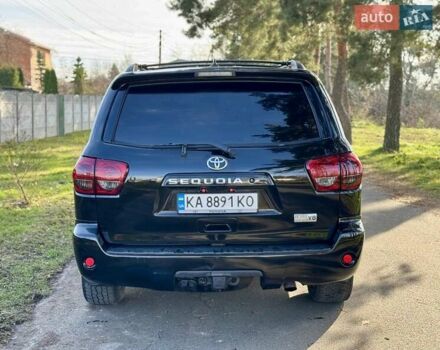 Черный Тойота Секвойя, объемом двигателя 4.6 л и пробегом 275 тыс. км за 21499 $, фото 5 на Automoto.ua