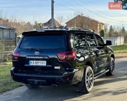 Черный Тойота Секвойя, объемом двигателя 4.6 л и пробегом 275 тыс. км за 21499 $, фото 4 на Automoto.ua