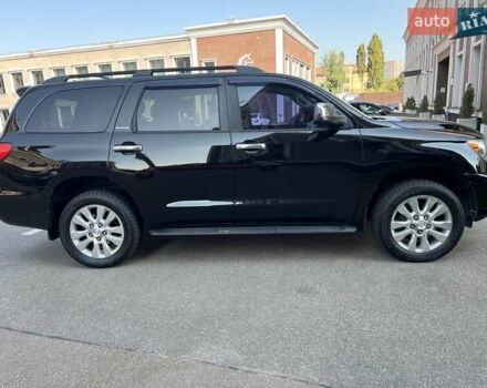Черный Тойота Секвойя, объемом двигателя 5.7 л и пробегом 200 тыс. км за 32500 $, фото 3 на Automoto.ua