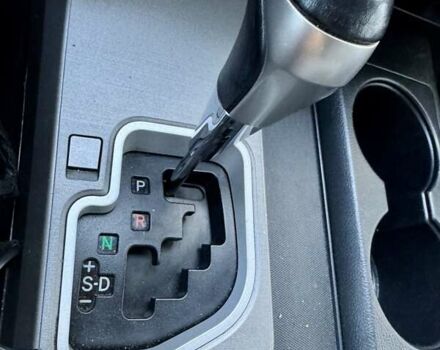 Черный Тойота Секвойя, объемом двигателя 4.6 л и пробегом 275 тыс. км за 21499 $, фото 25 на Automoto.ua