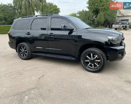 Чорний Тойота Секвойя, об'ємом двигуна 5.7 л та пробігом 257 тис. км за 30500 $, фото 1 на Automoto.ua